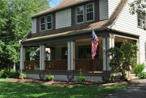 1477 Country Clb Rd, Middletown CT  06457-2345 exterior