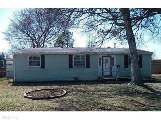 1929 Mcculloch Rd, Hampton, VA 23663-1014