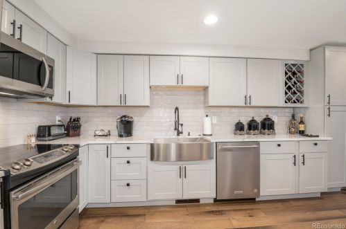 5580 Lansing Way, Englewood CO 80111-4104 exterior