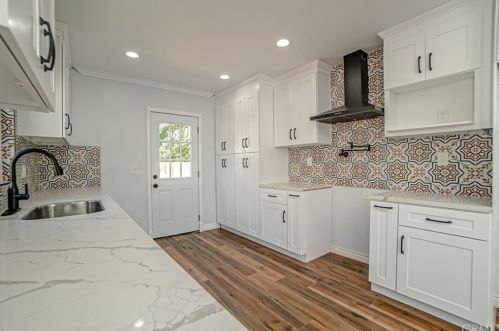 511 Allen Ave, Glendale CA  91201-2505 exterior