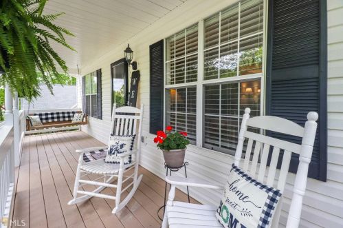 30 Butler Ln, Newnan, GA 30263-6144