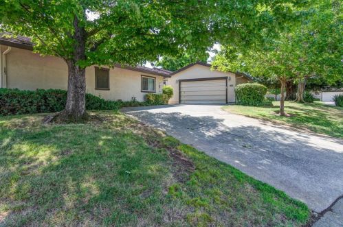 2303 Bridlewood Dr, Rancho Cordova, CA 95670-4228