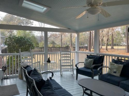 857 Farm Quarter Rd, Mount Pleasant, SC 29464-9552