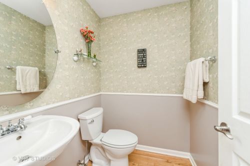 2313 Elk Dr, Spring Grove IL  60081-8782 exterior