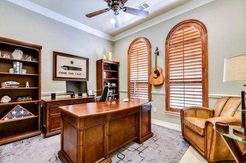 7500 Black Mountain Dr, Austin TX  78736-3361 exterior