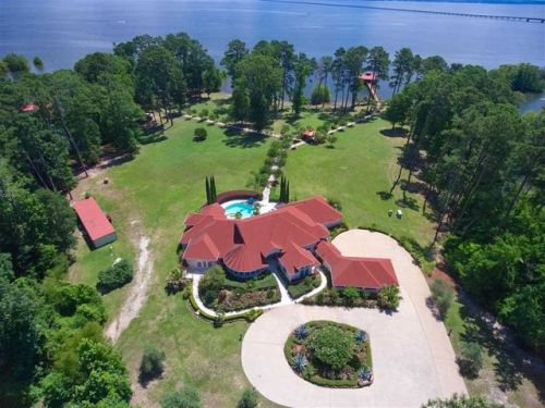 555 Lakeshore Dr, Fairmount, TX 75948-3117