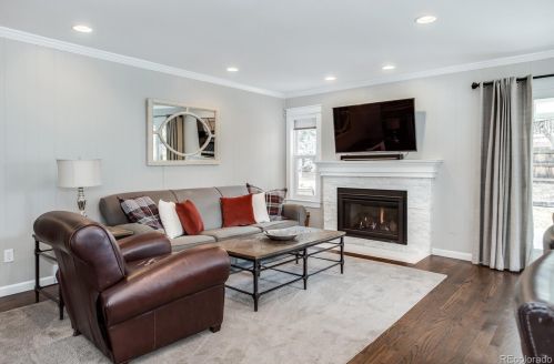 7984 Willow Ct, Englewood CO 80112-2742 exterior