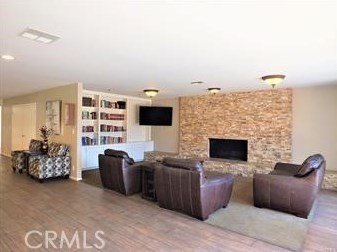 1919 Coronet Ave, Anaheim CA  92801-1744 exterior