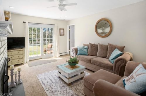 106 Pleasant Hill Rd, Dover NJ  07869-3467 exterior