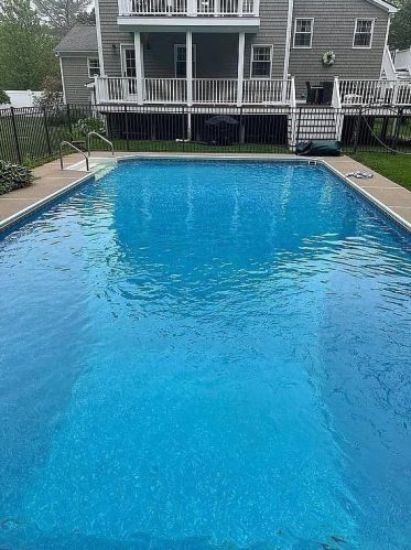 71 Spring St, Richmond, RI 02832-1629