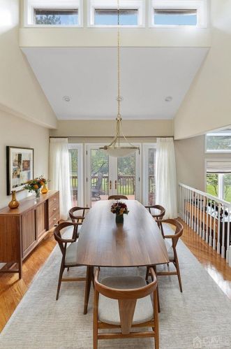 305 Sayre Dr, Princeton NJ  08540-5872 exterior