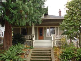 4075 Colonial Ave, Portland, OR 97227-1009