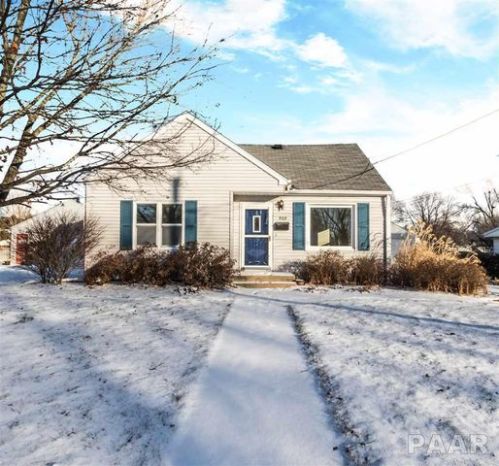 909 Eldridge St, Beverly Manor, IL 61571-2821