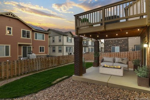 6632 Muscadine Ct, Denver CO  80016 exterior