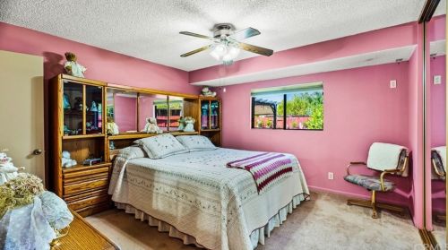 10075 Hedrick Ave, Riverside CA  92503-2377 exterior