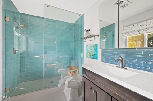 2358 Caracas St, Glendale CA  91214-3003 exterior