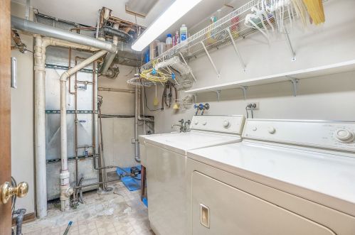 152 Larchmont Way, Lemont IL  60440-2669 exterior