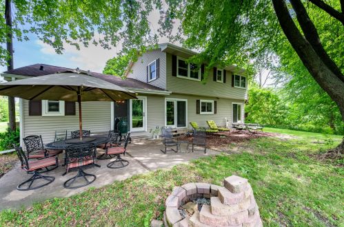 1763 Brickville Rd, Sycamore IL  60178-8639 exterior
