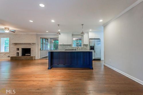 2661 Fleur De Lis Way, Atlanta GA  30360-1203 exterior