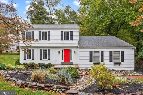 69 Lochatong Rd, Trenton, NJ 08628-1613