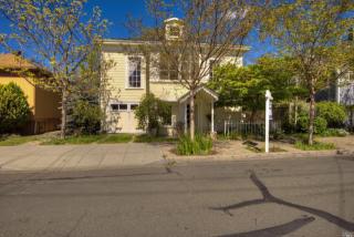 1020 Vallejo St, Fairfield, CA 94559-1818
