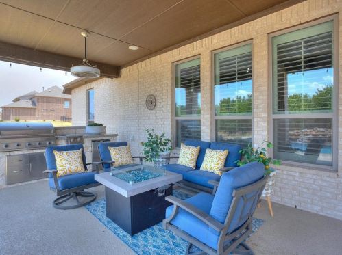 12740 Bella Vino Dr, Fort Worth TX  76126-4933 exterior