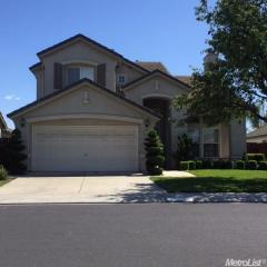 1624 Hastings Dr, Manteca, CA 95336-7013