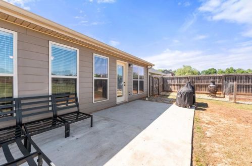 414 Lake Vista Dr, Jefferson GA  30549-4619 exterior