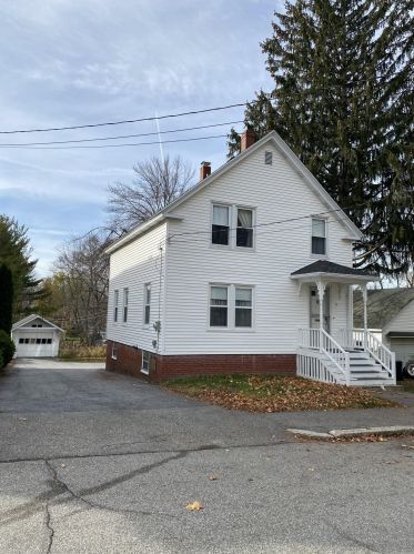 17 Orchard St, Biddeford, ME 04005-2911