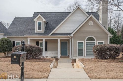 79 High Point North Dr, Newnan, GA 30265-5909