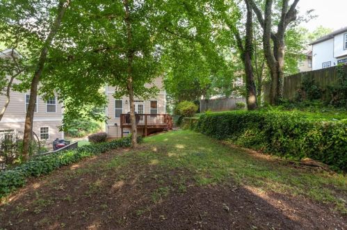 1886 Marietta Rd, Atlanta GA  30318-2764 exterior