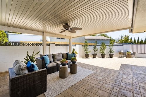 14111 Clarissa Ln, Santa Ana CA  92705-3230 exterior