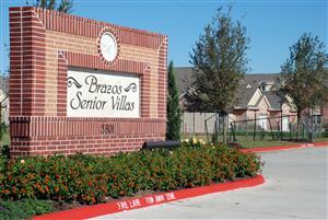 5801 Reading Rd, Richmond TX  77471-6334 exterior