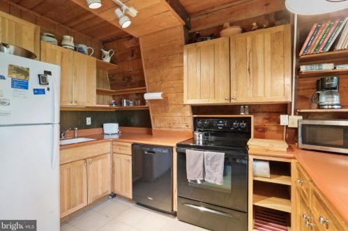 85 Audubon Rd, Hedgesville WV exterior