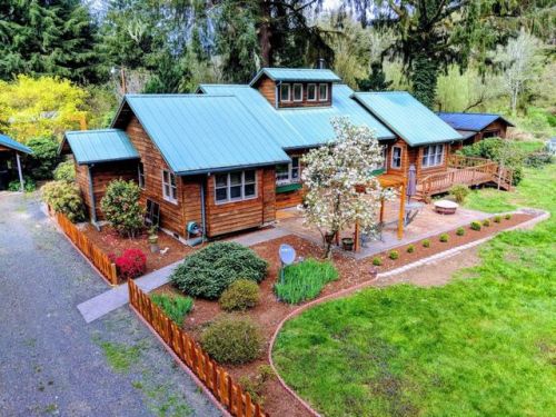 1754 Old River Rd, Siletz, OR 97380-9705