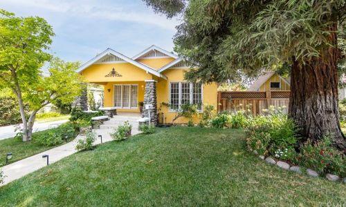 443 Center St, Redlands, CA 92373-5863