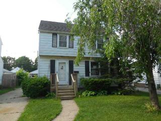 131 Poinsetta Ave, Toledo OH  43612-3223 exterior