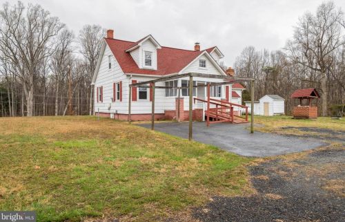 46 Rice Rd, Fredericksburg, VA 22405-2100
