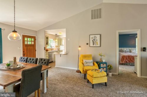 423 Shannondale Rd, Harpers Ferry WV 25425-4564 exterior