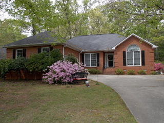 204 Meadow Creek Dr, Athens, GA 30605-5516