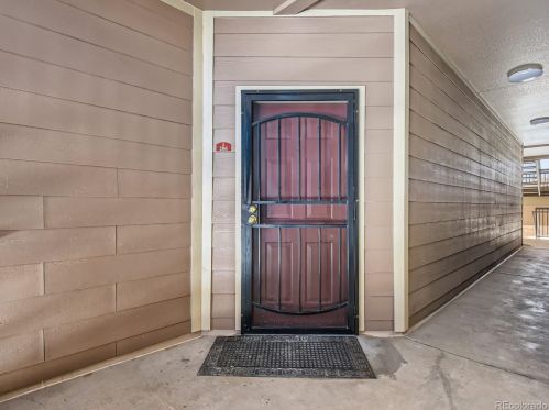 7440 Blackhawk St, Englewood CO 12105-4320 exterior