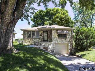 1705 70th Ave, Omaha, NE 68104-4624