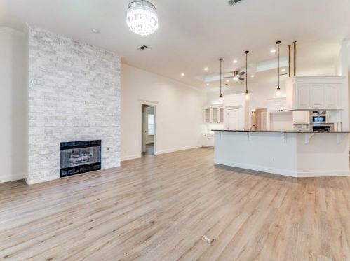 8309 Thornhaven Ct, North Richland Hills TX  76182-8625 exterior