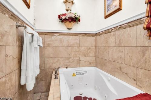 290 19th St, Paterson NJ 07501-2403 exterior