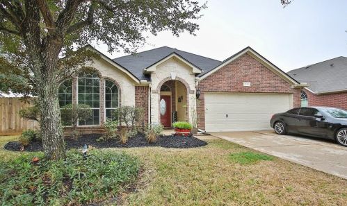 3230 Farrel Hill St, Fresno, TX 77545-7073