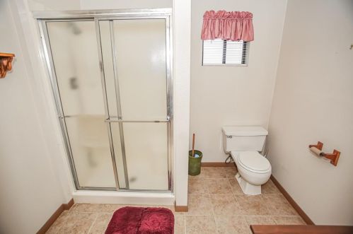 1500 Shanks Rd, Angleton TX 77515-9188 exterior