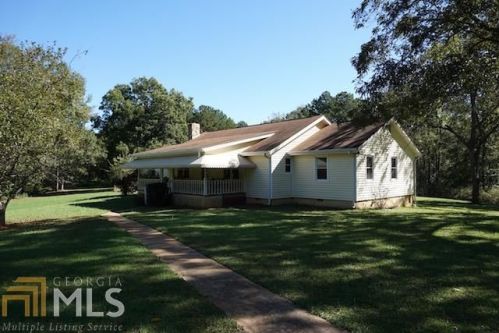 1178 Lawrence Rd, Molena, GA 30258-4105