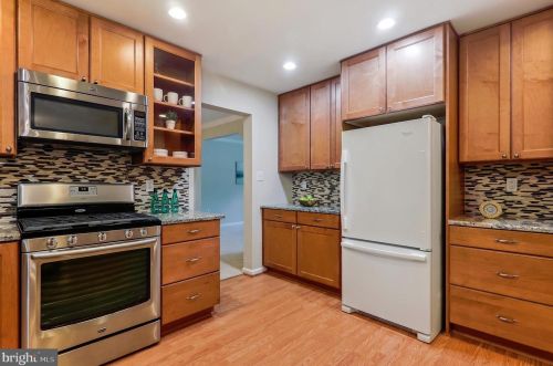 2417 Laurelwood Ter, Silver Spring MD 20905-6419 exterior