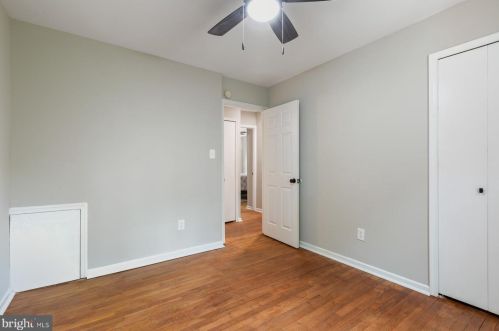 5464 Midship Ct, Springfield VA  22015-1912 exterior