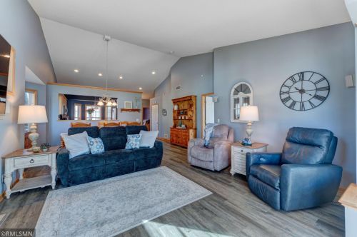 493 Holly Ln, Saint Paul MN  55128-7091 exterior